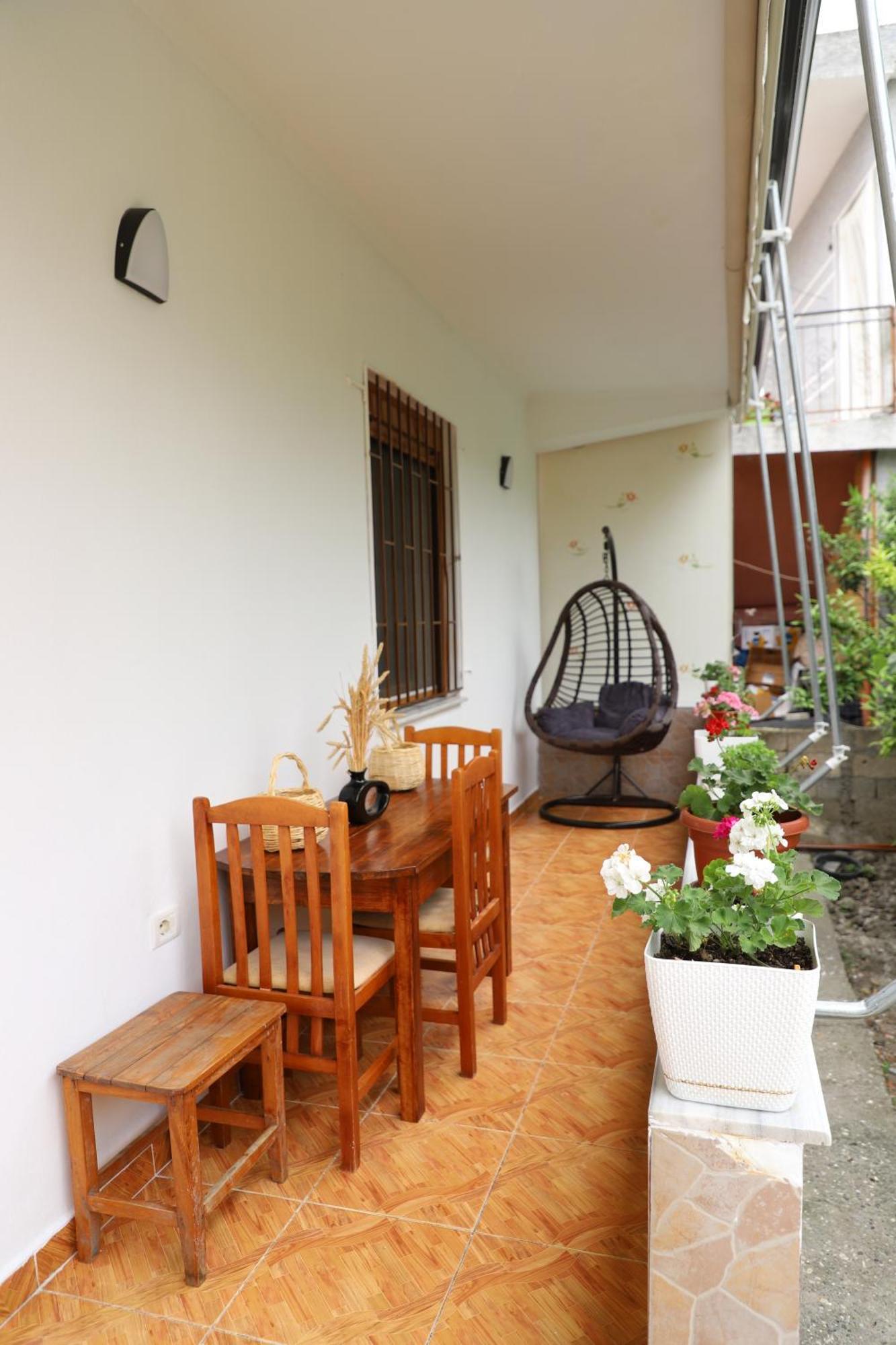 Apartment Xheison Berat Exterior foto