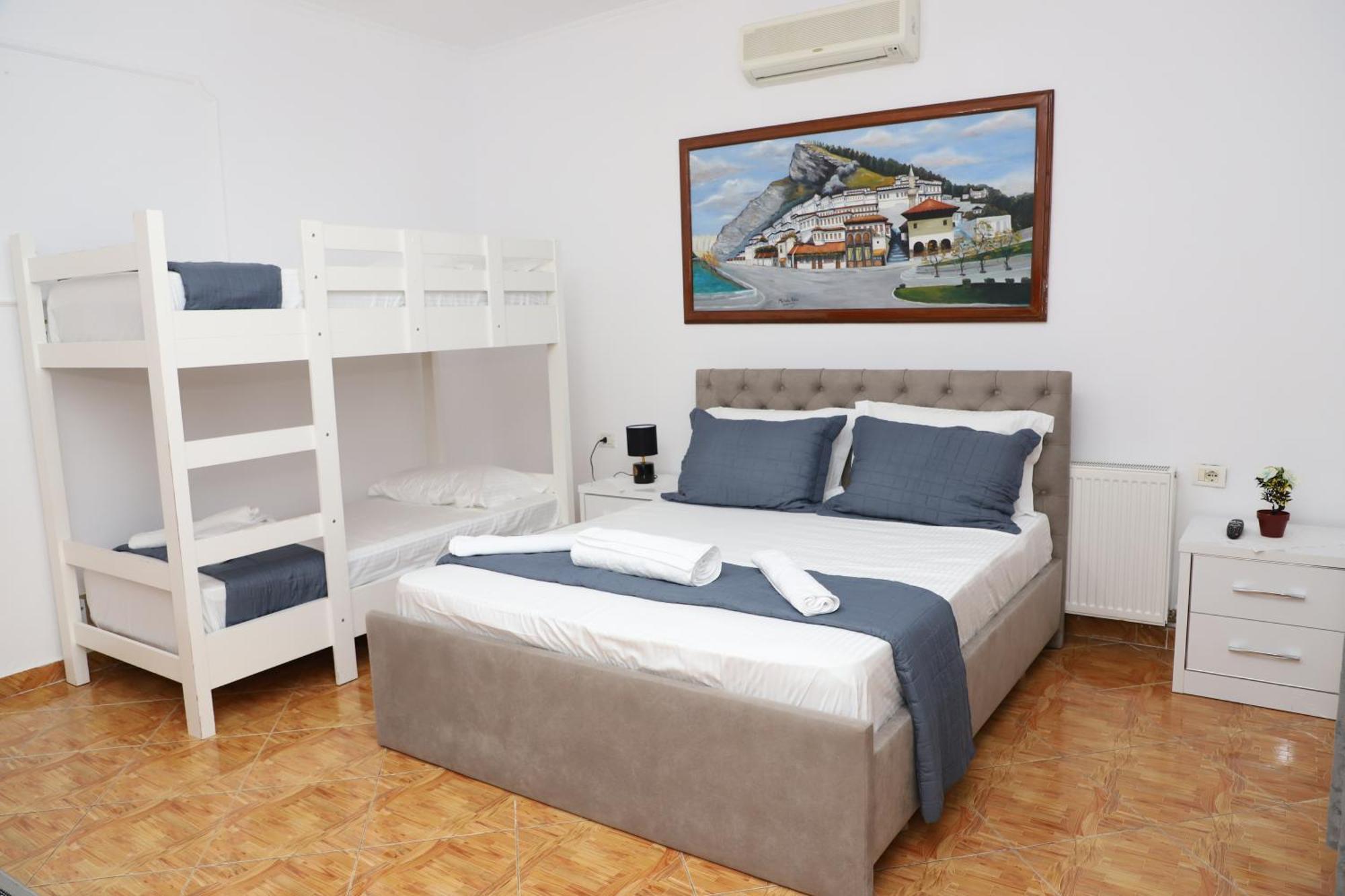 Apartment Xheison Berat Exterior foto