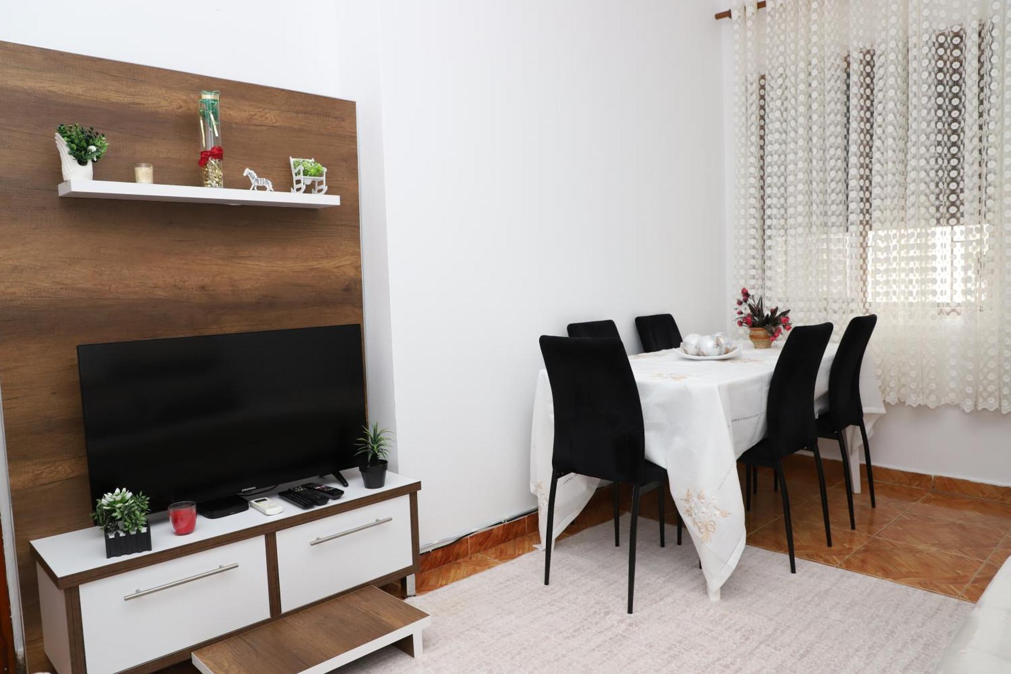 Apartment Xheison Berat Exterior foto